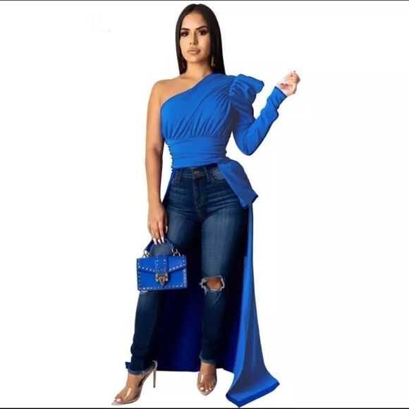 One shoulder crop top  - Picture 1 of 3